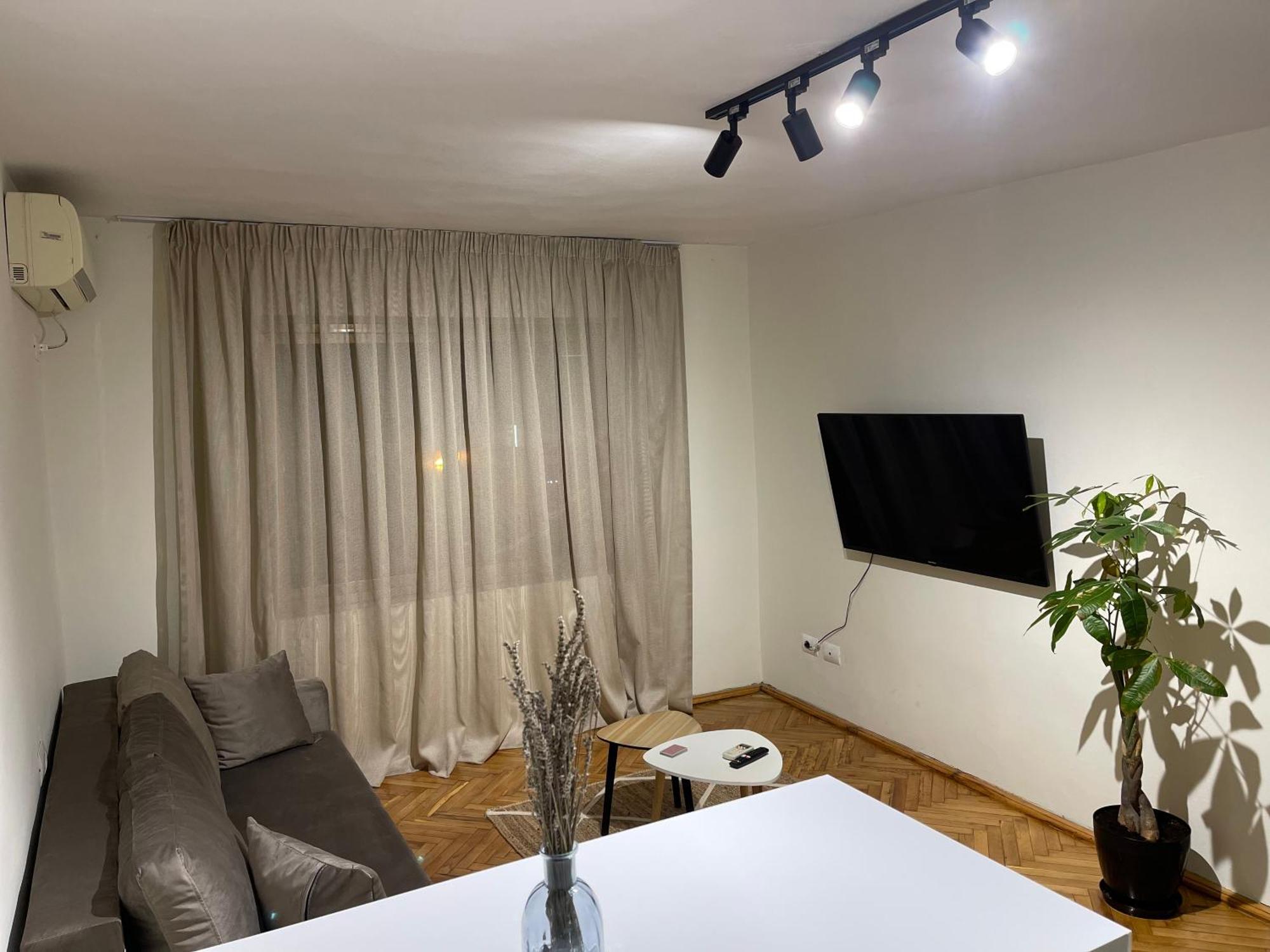 Cozy Apartment, In The Center Of ติรานา ภายนอก รูปภาพ